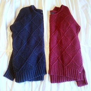 American Eagle Lot of 2 Sweaters